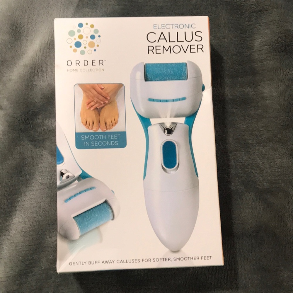 Electronic callus remover